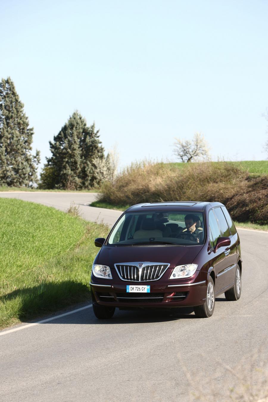  Lancia Phedra 2002 года  (фото 88 из 123)